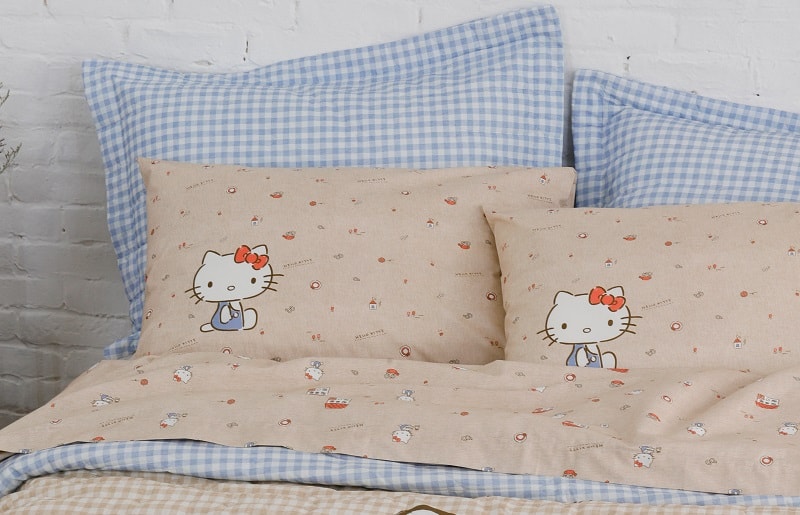 roupa de cama minimalista para decoração Hello Kitty